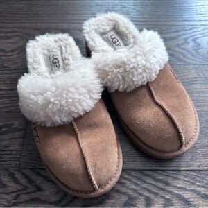 UGG Kids Brown Wool Lined Slippers Size 1